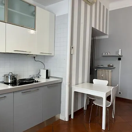 Lejlighed Ponthouse: Navigli, Iulm, Romolo Milano